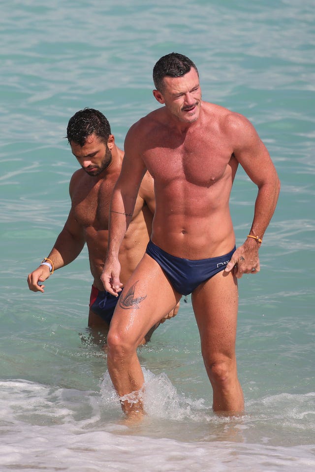 Luke Evans MEGA