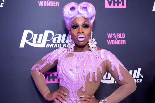 Monét X Change